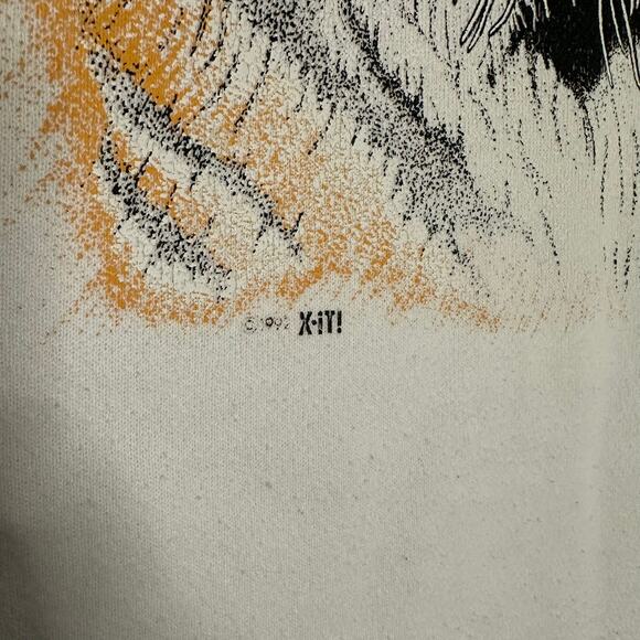 Vintage 1992 Tiger Graphic Pullover Sweatshirt White - Picture 2 of 6